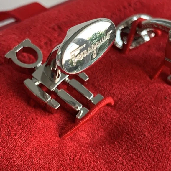 🔥🔥🔥🔥 Ferragamo Gancio Robot Cufflinks In Silver 🔥🔥🔥🔥 - Picture 5 of 8